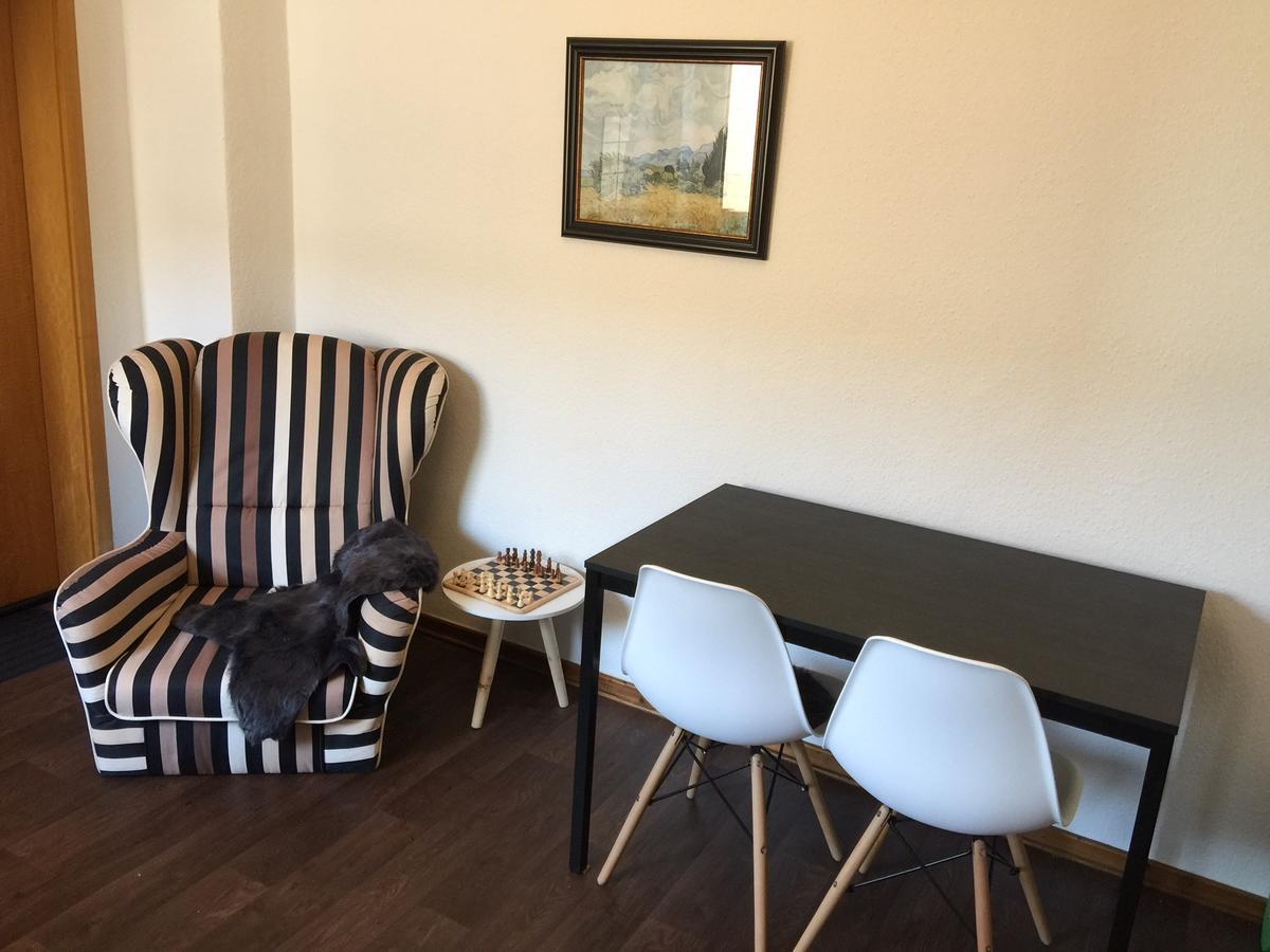 Wg-Hostel Mönchengladbach Buitenkant foto