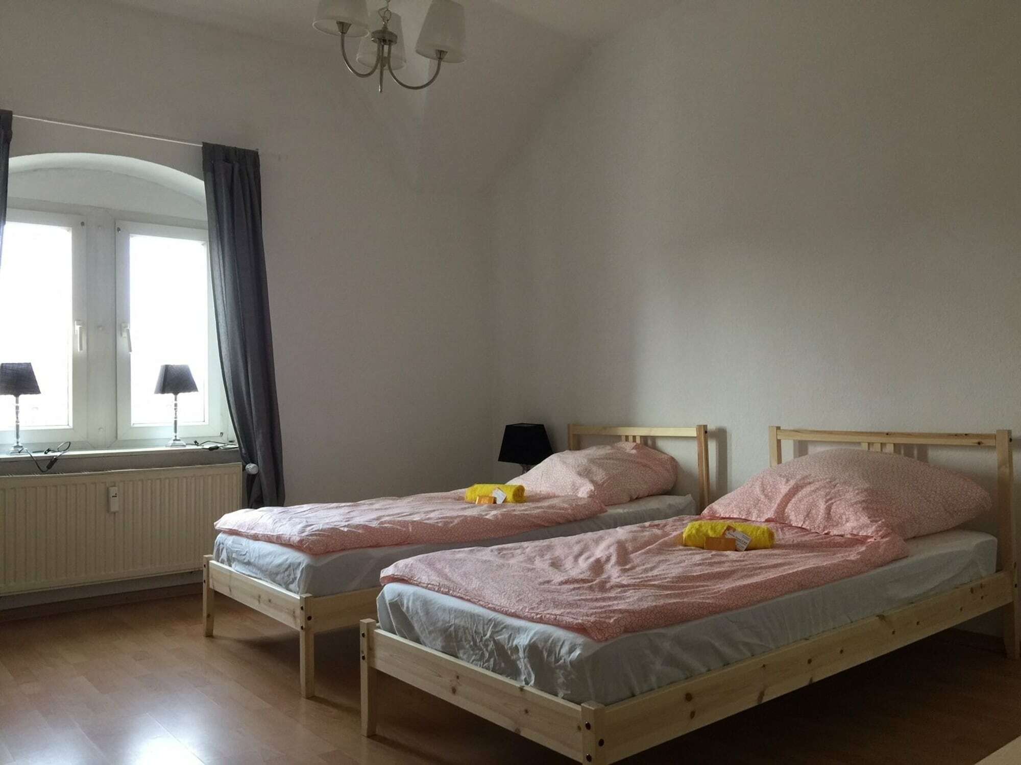 Wg-Hostel Mönchengladbach Buitenkant foto